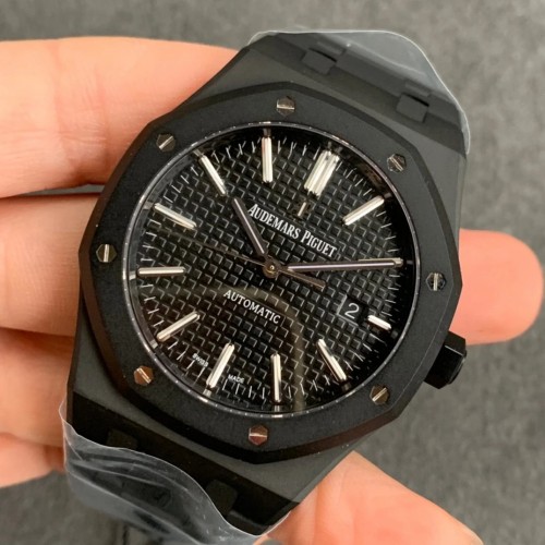 Audemars Piguet 15400  gravierte mattschwarze mechanische Herrenuhr DLC