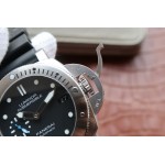   Panerai Submersible  pam00682 P9010 42mm