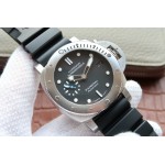   Panerai Submersible  pam00682 P9010 42mm