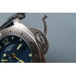 panerai luminor submersible gmt pole 2 pole schwarz