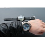 panerai luminor submersible gmt pole 2 pole schwarz